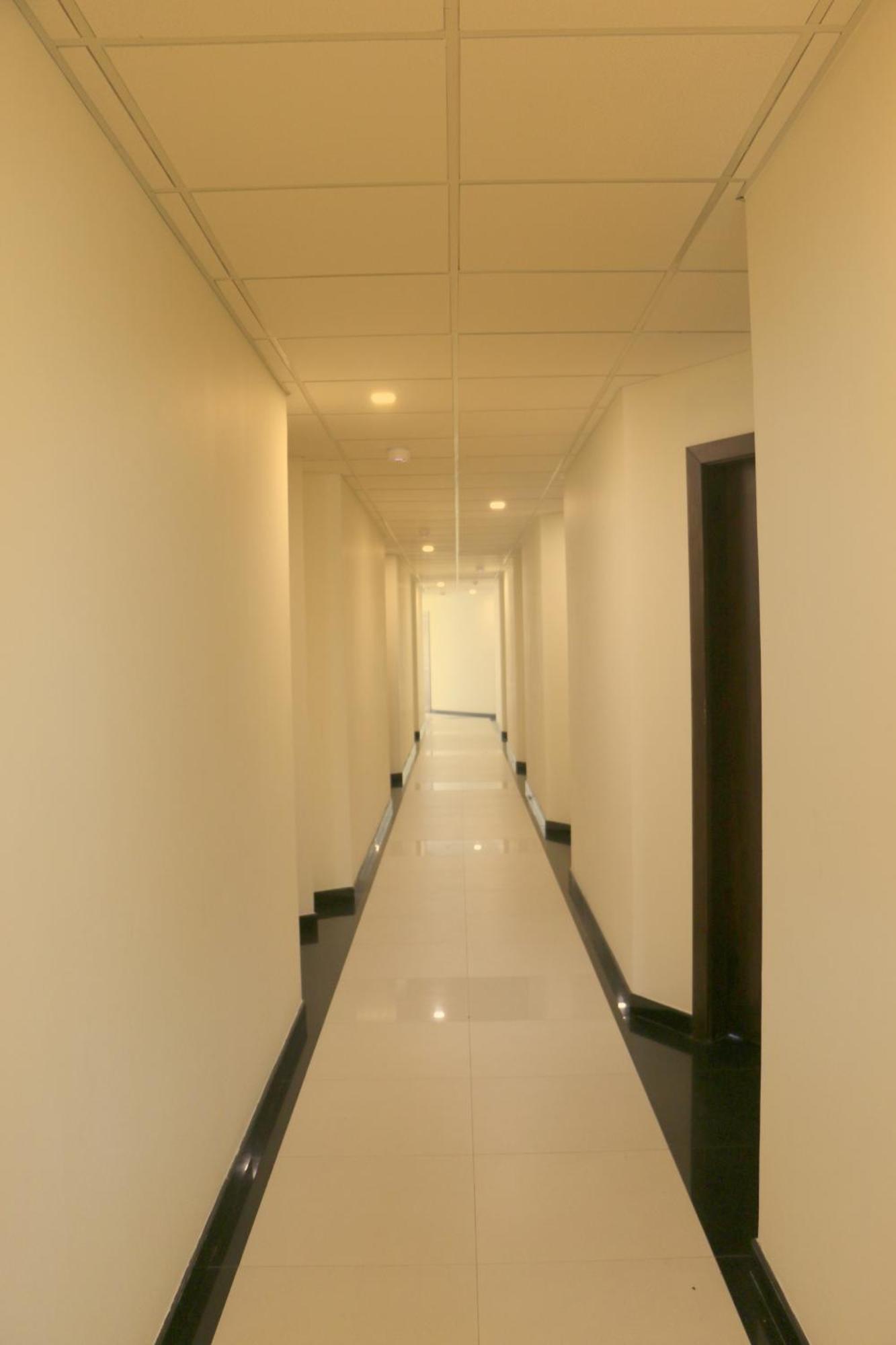 Saninro Hotel - Ragama Esterno foto