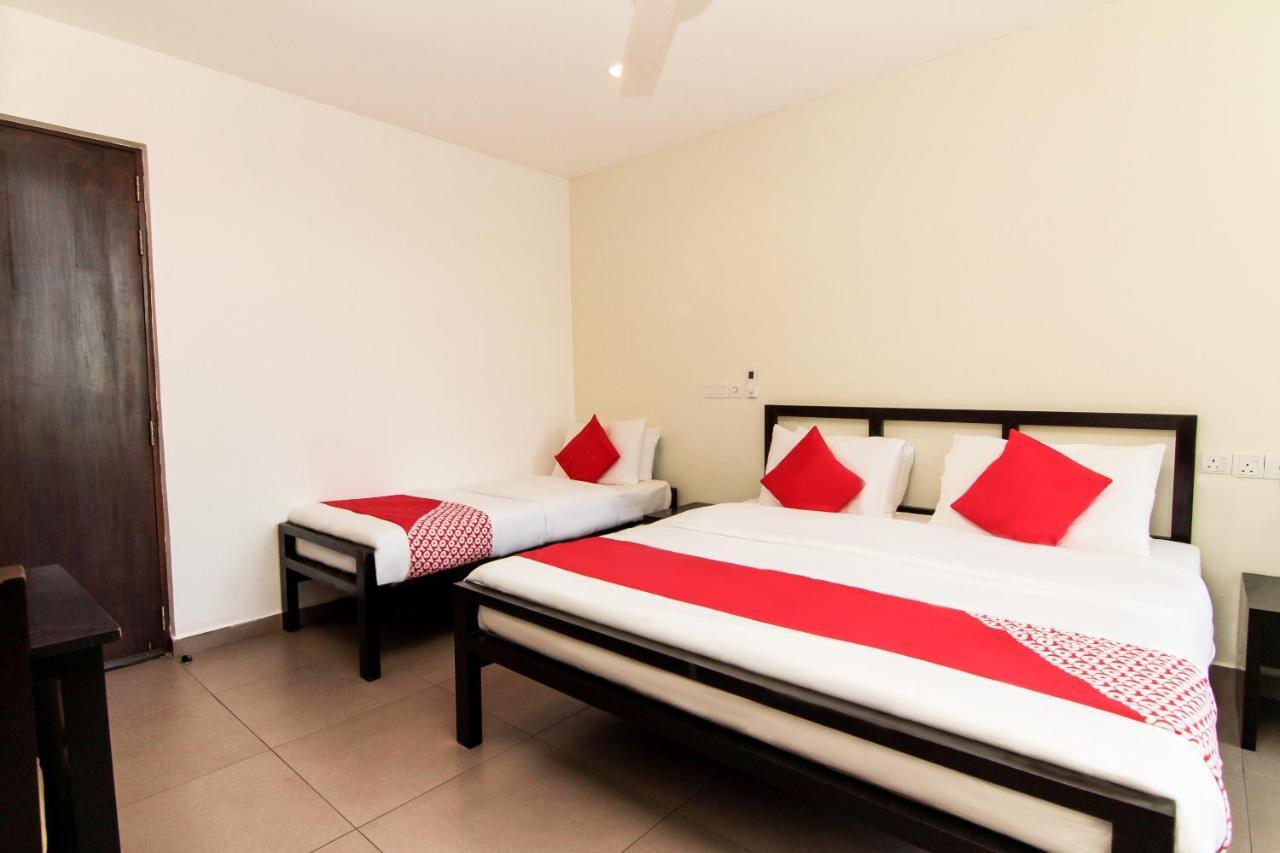 Saninro Hotel - Ragama Esterno foto